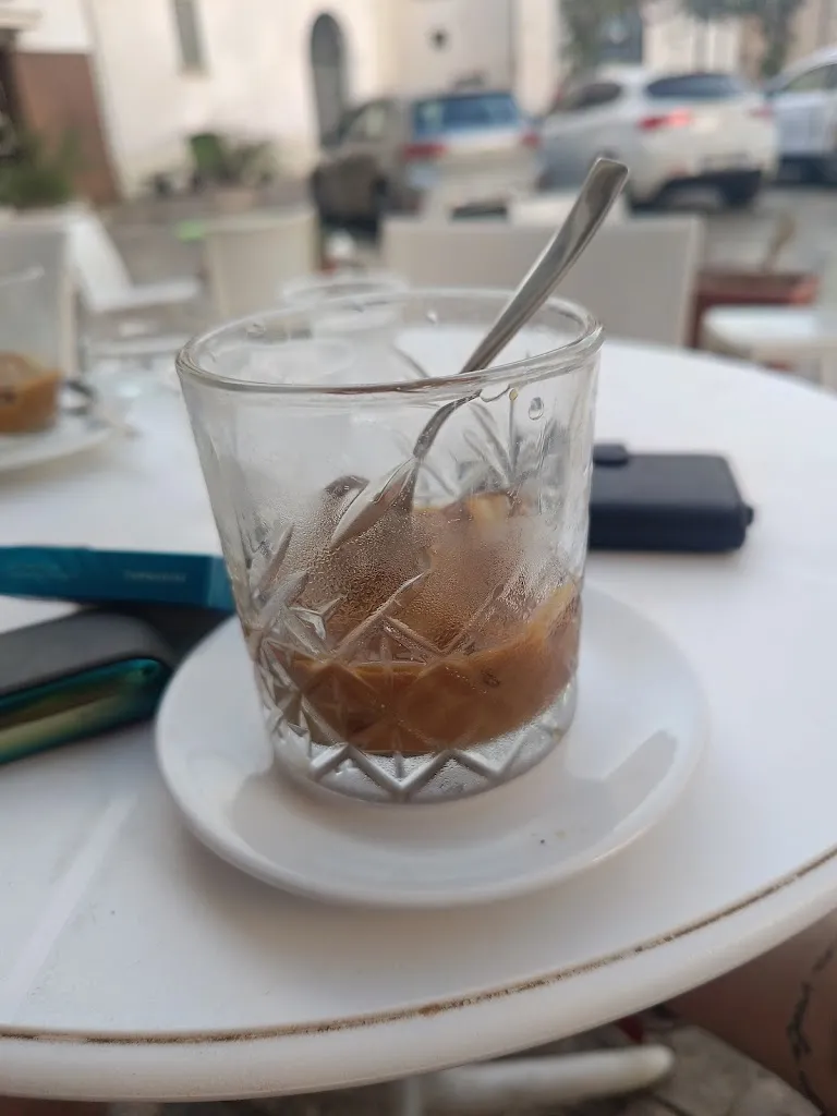 Mattia Pindinello_Café Dei Napoli_Alliste_review