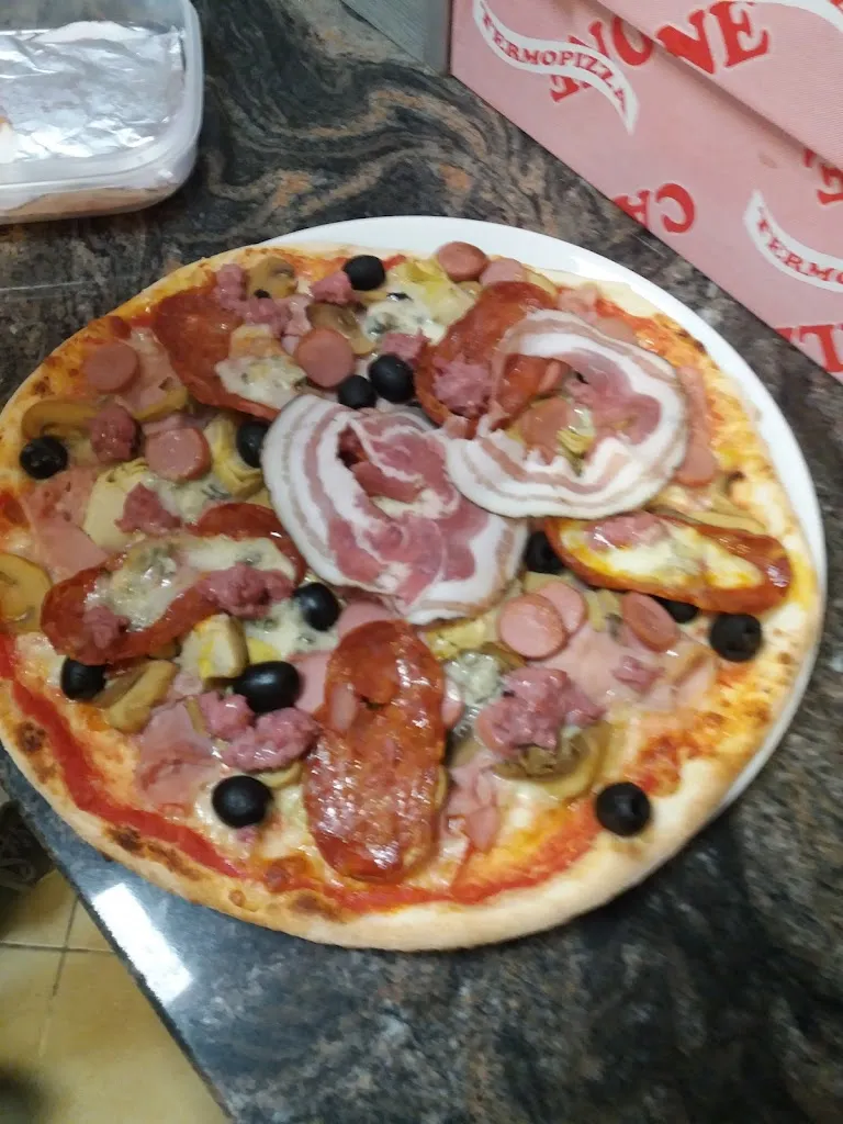 Menu_Pizzeria Da Raffaele_Cislago_image_7