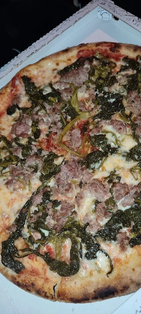 Gloria Grenci_Pizzeria Da Raffaele_Cislago_review