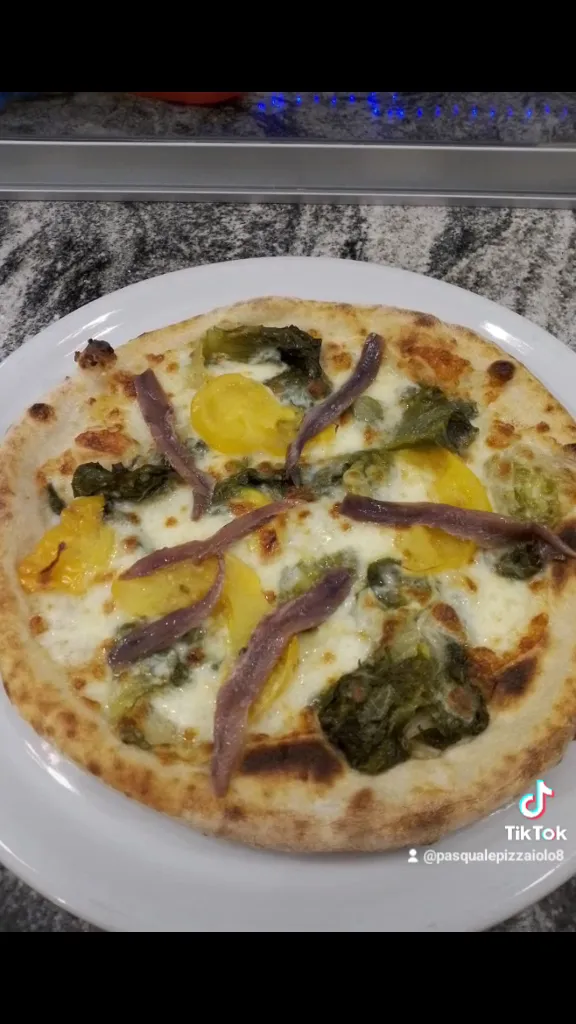 Pizzeria Rosticceria Castello_Cislago_slider_image_2