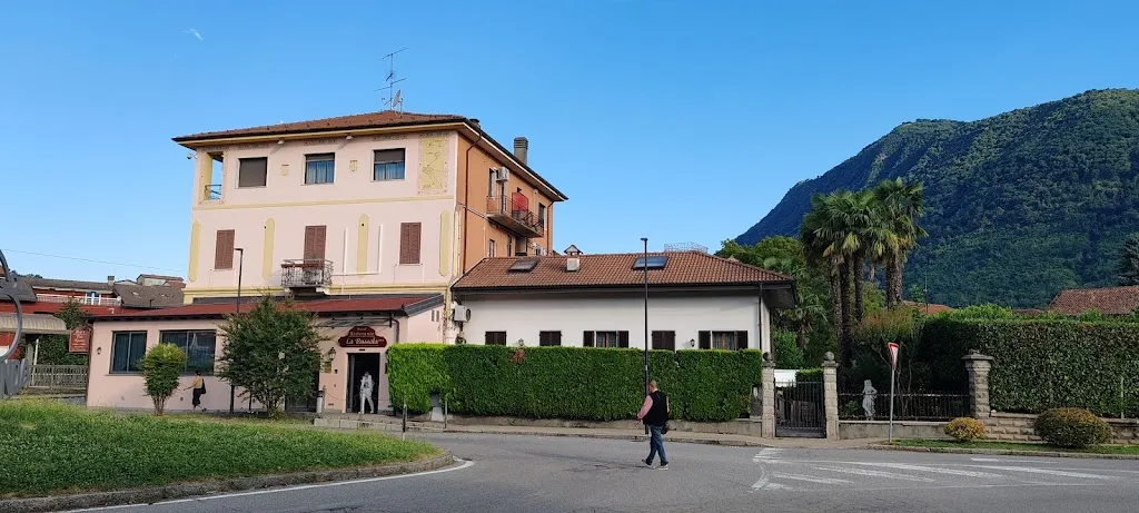 Hotel Ristorante la Bussola restaurant in Cittiglio