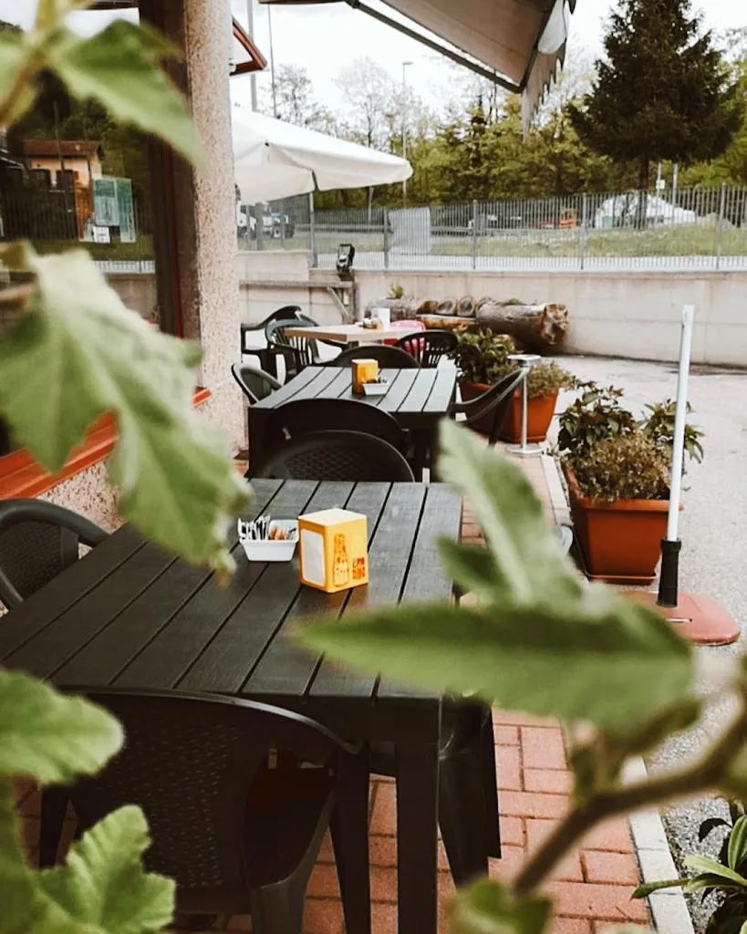 Agri Cafe' Di Pontiroli Rosita_Cittiglio_slider_image_1