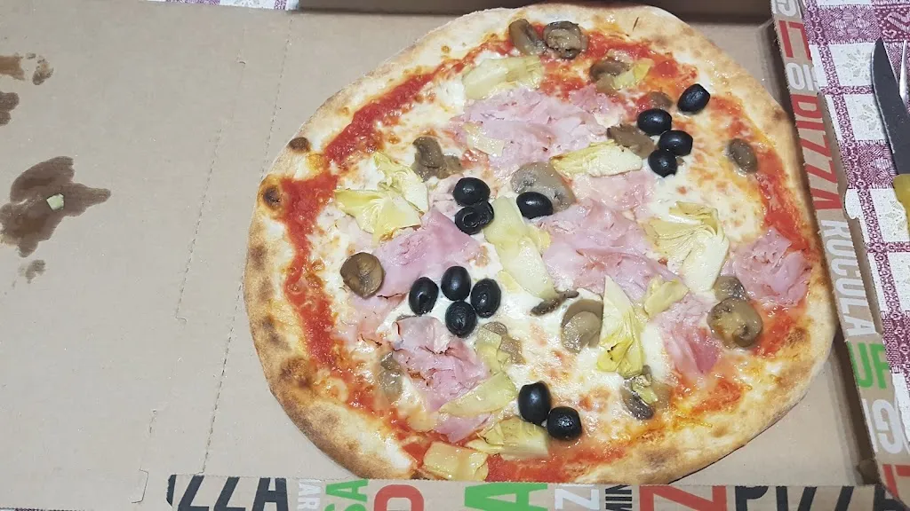 Menu_Mondo pizza snc di Riviera Marco e Brunella Alessandra_Cittiglio_image_5