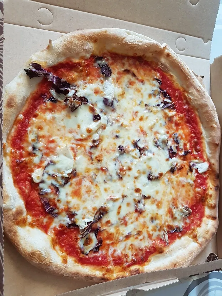 Mondo pizza snc di Riviera Marco e Brunella Alessandra restaurant in Cittiglio