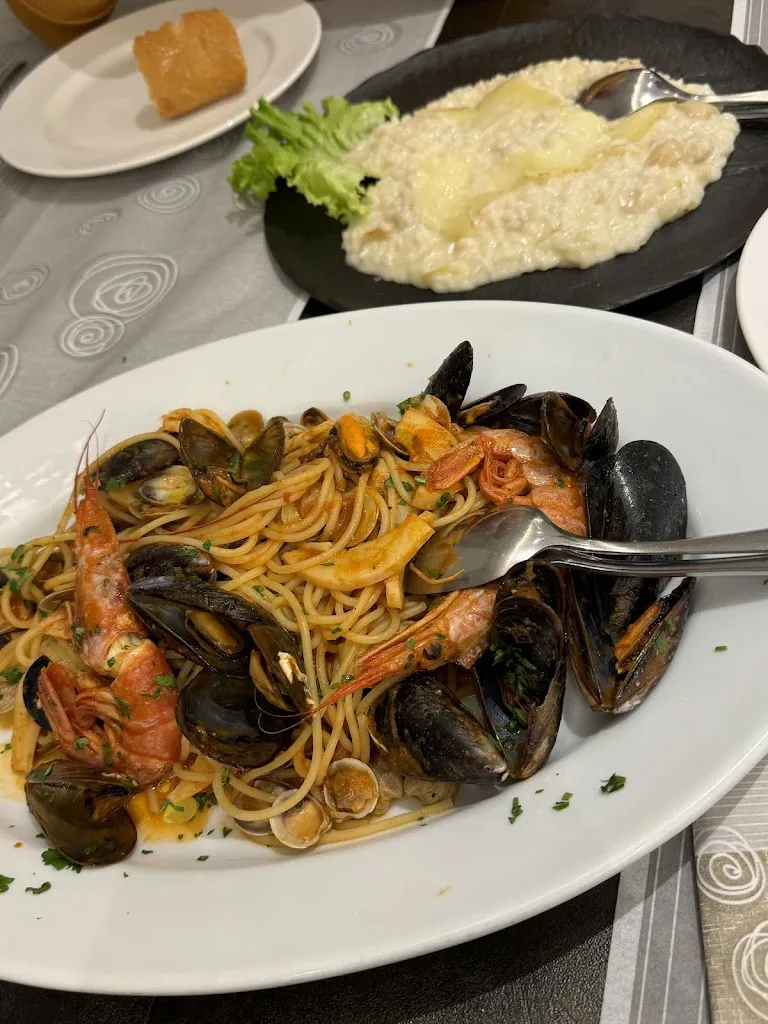 Vannia Ristorante Pizzeria_Cividate Camuno_slider_image_3