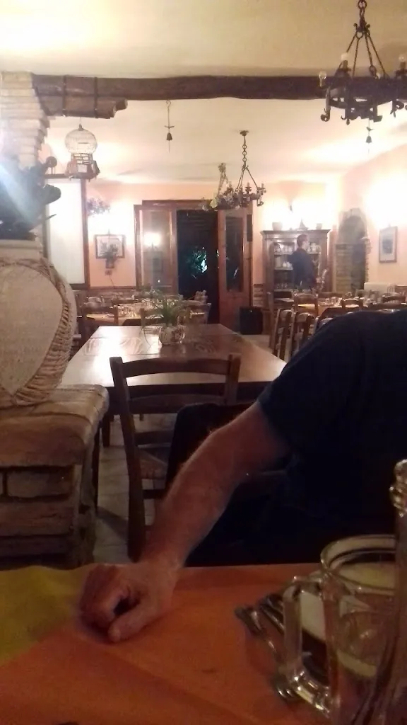 Farm Col Morino restaurant in Borgo Santa Maria Immacolata