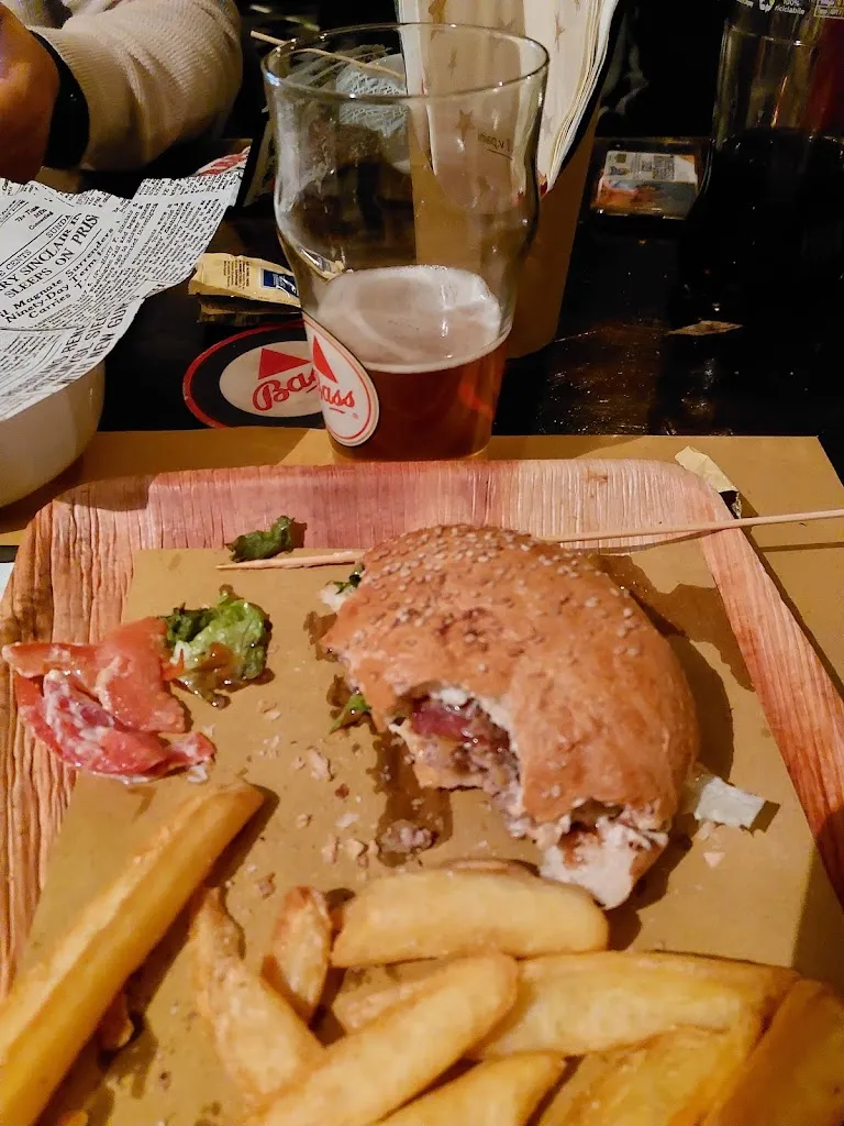 Martina_England's Rose The English Pub_Cividate Camuno_review