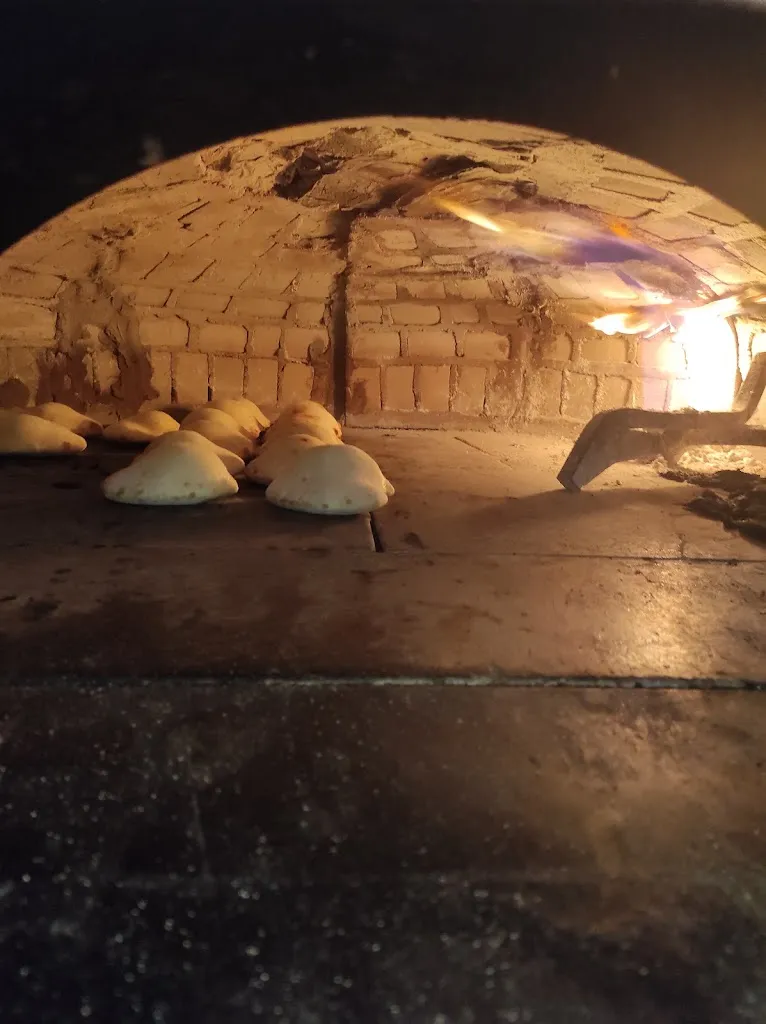 Pizzeria saraceno_Cividate al Piano_slider_image_2