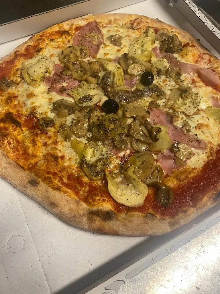 Signorelli pizzeria_Cividate al Piano_slider_image_3