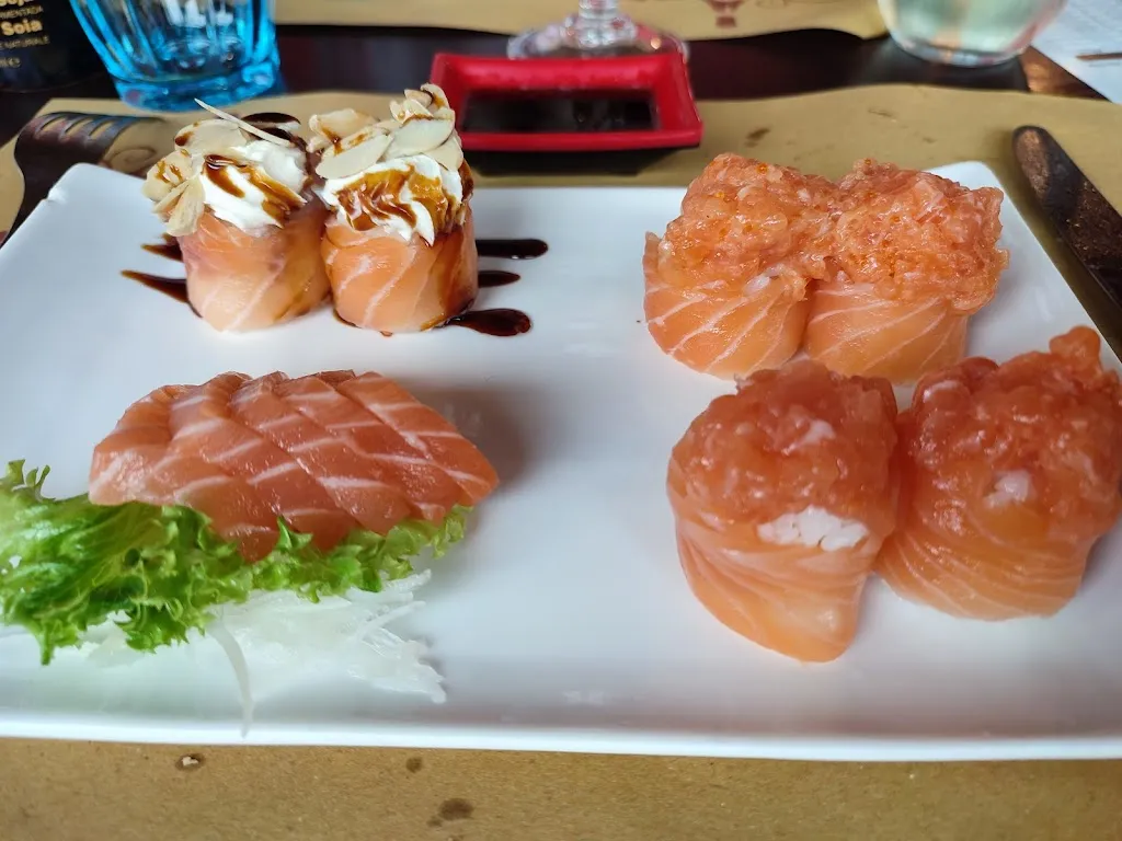 Menu_Amici del Sushi Asian Restaurant_Clivio_image_5