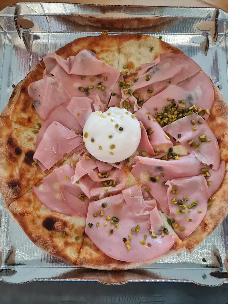 Andrea Verzobio_Daddy Pizza_Clivio_review