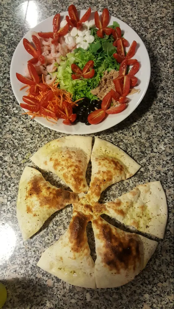 Pizzeria La Piazzetta - Servizio anche a domicilio_Cizzago-Comezzano_slider_image_3