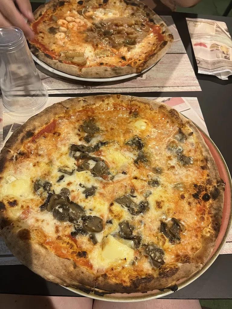 Pizzeria Rustica_Coccaglio_slider_image_2