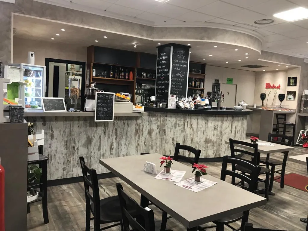 Bistro Cafe Restaurant restaurant in Cocquio