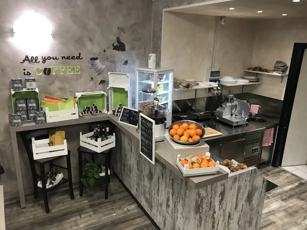 Bistro Cafe Restaurant_Cocquio_slider_image_3