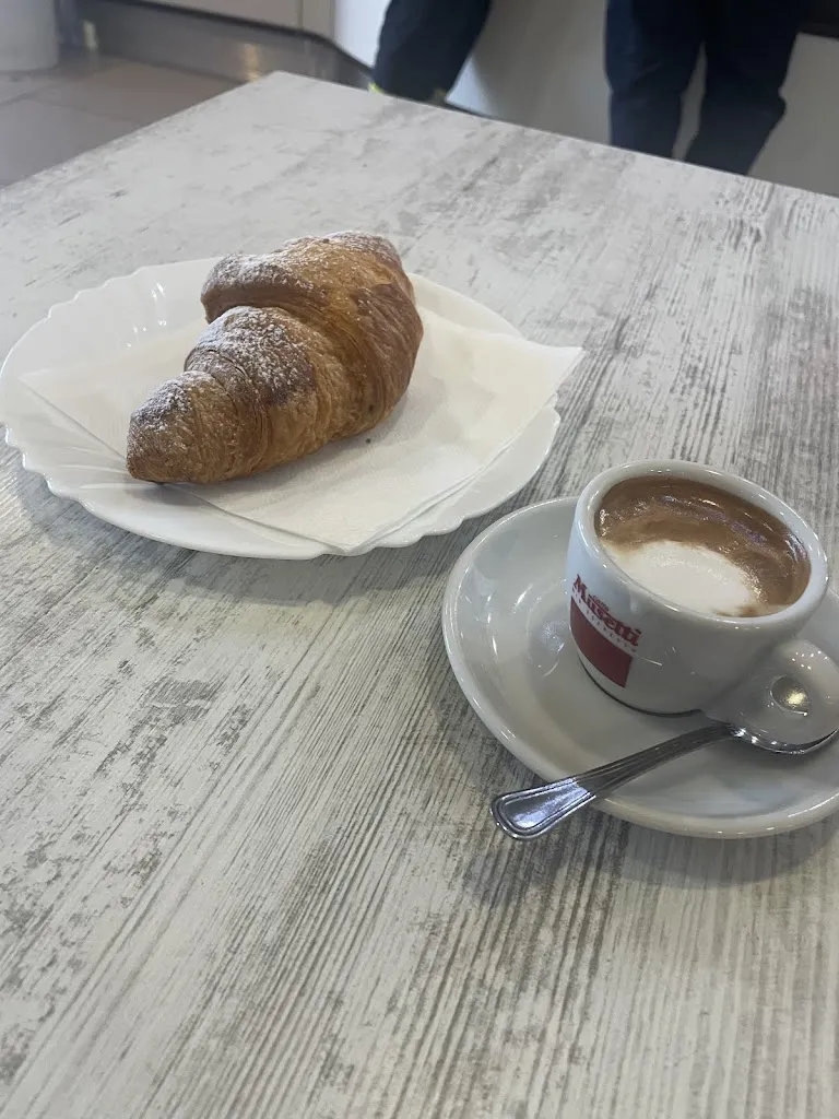 Atmosfera Bar Bistrot_Codevilla_slider_image_1