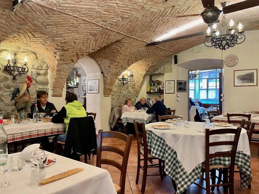 Antica Trattoria del Gallo restaurant in Clusane