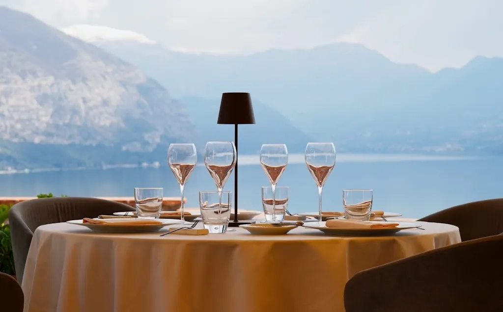 Mirabella Restaurant restaurant in Clusane