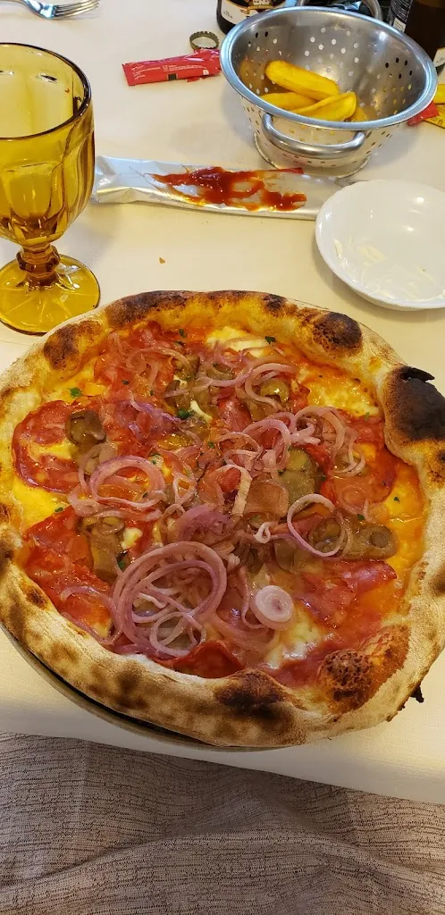 Gabriella Gaetano_Pizzeria con cucina Da Sandro_Clusane_review