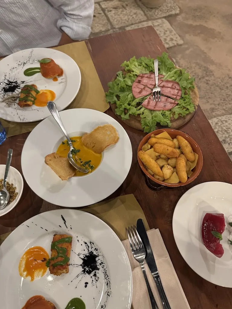 Posto Divino ai Tolomei_Alliste_slider_image_3