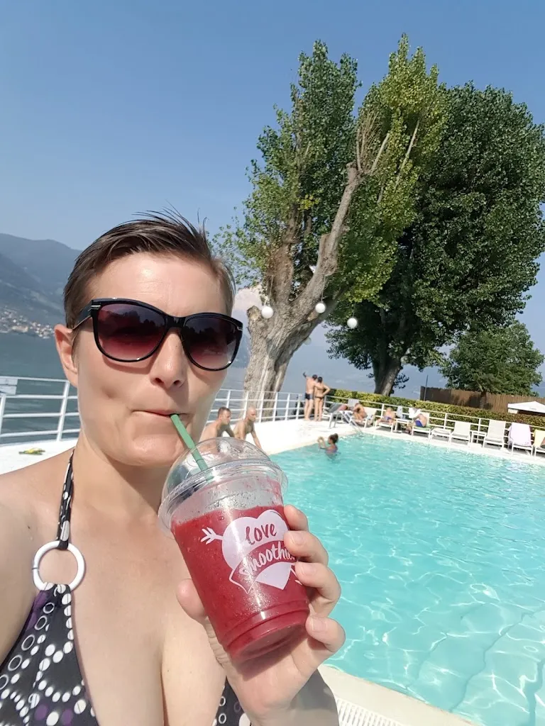 Lotte Fogde_Origami Beach_Clusane_review