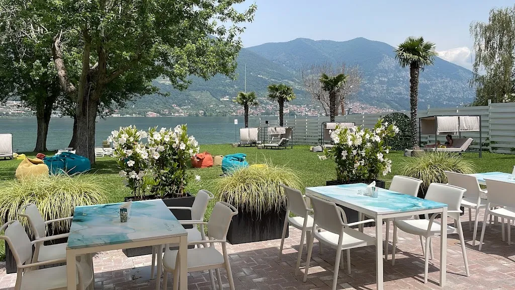 Origami Beach_Clusane_slider_image_1