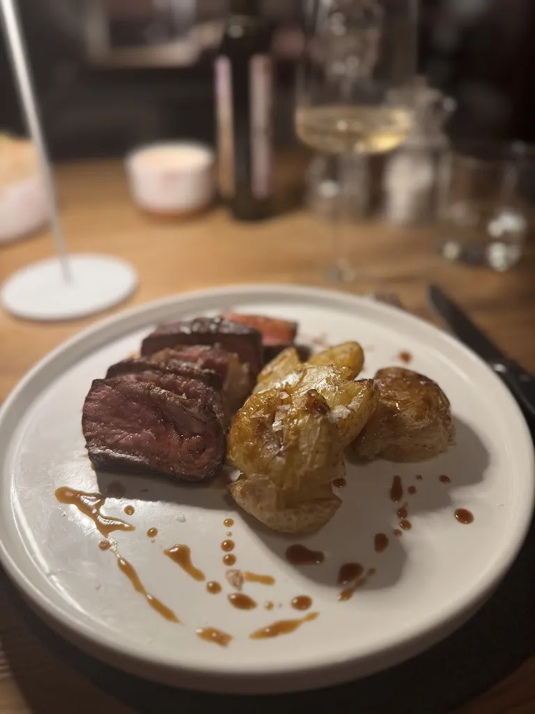 Cosmina Raicu_San Maurì_Città metropolitana di Milano_review