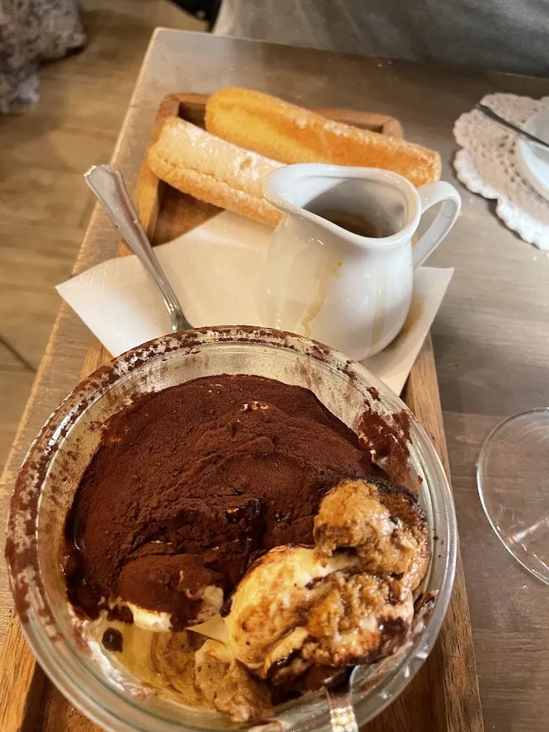 Carissa Abraham_Bistrò_Città metropolitana di Milano_review