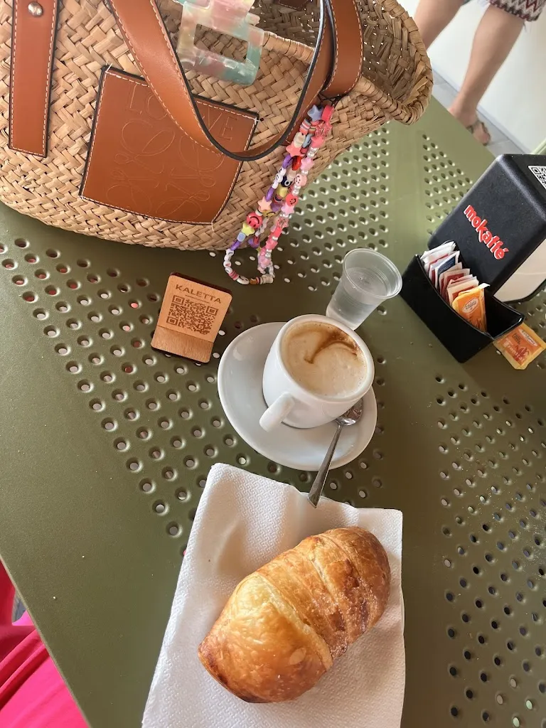 Vio Zona_Kaletta Valeriano’s Bar_Alliste_review