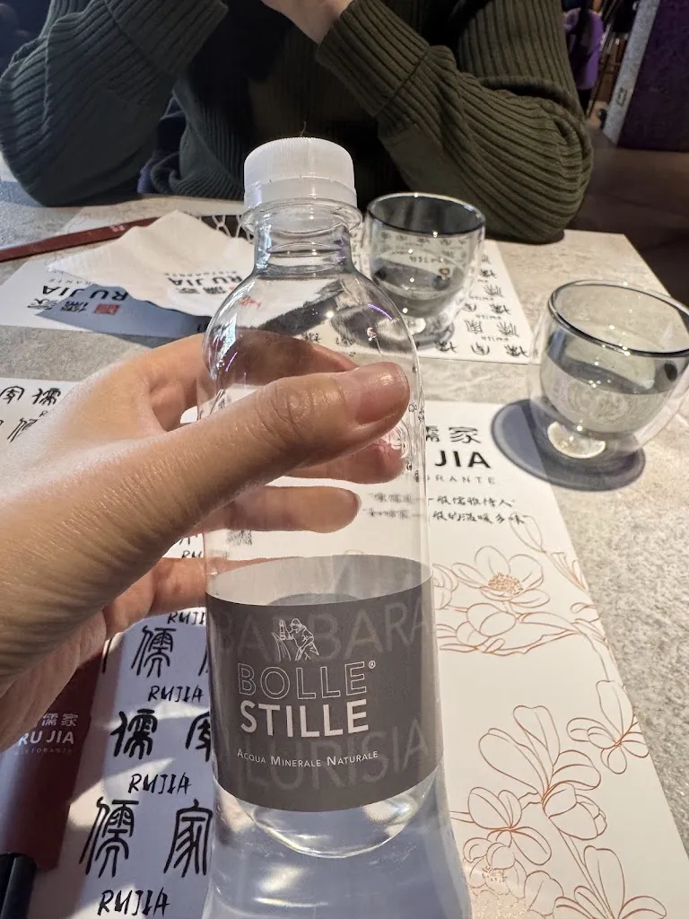 Vivienne HU_Rujia Ristorante 儒家餐厅_Città metropolitana di Milano_review