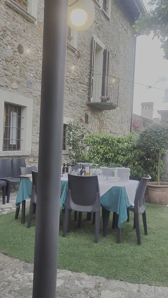 Pizzeria Ristorante Vecchia Brianza_Colle Brianza_slider_image_2