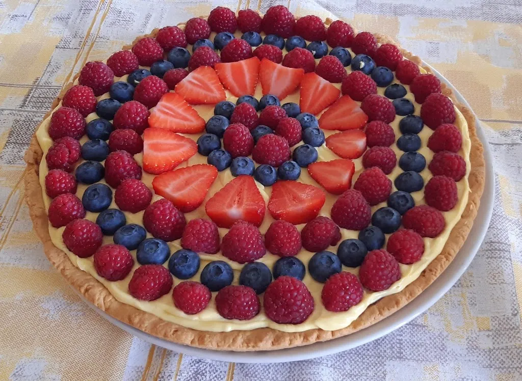 Ristorante pizzeria edelweiss_Colla-Muggiasca_slider_image_3