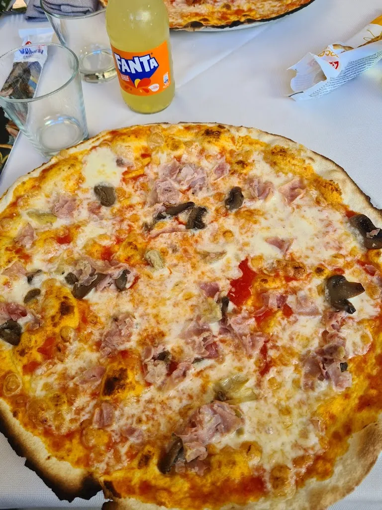 Anna_Trattoria Pizzeria Timoline 