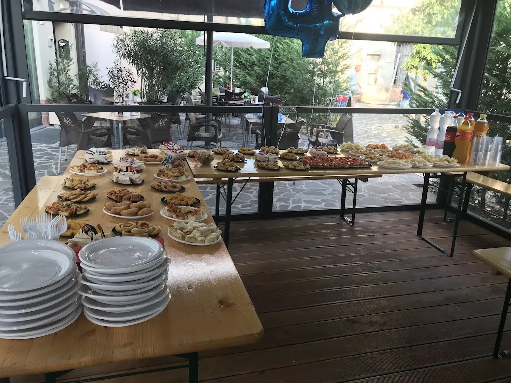 Menu_El Cafe De Comazz_Comazzo_image_3