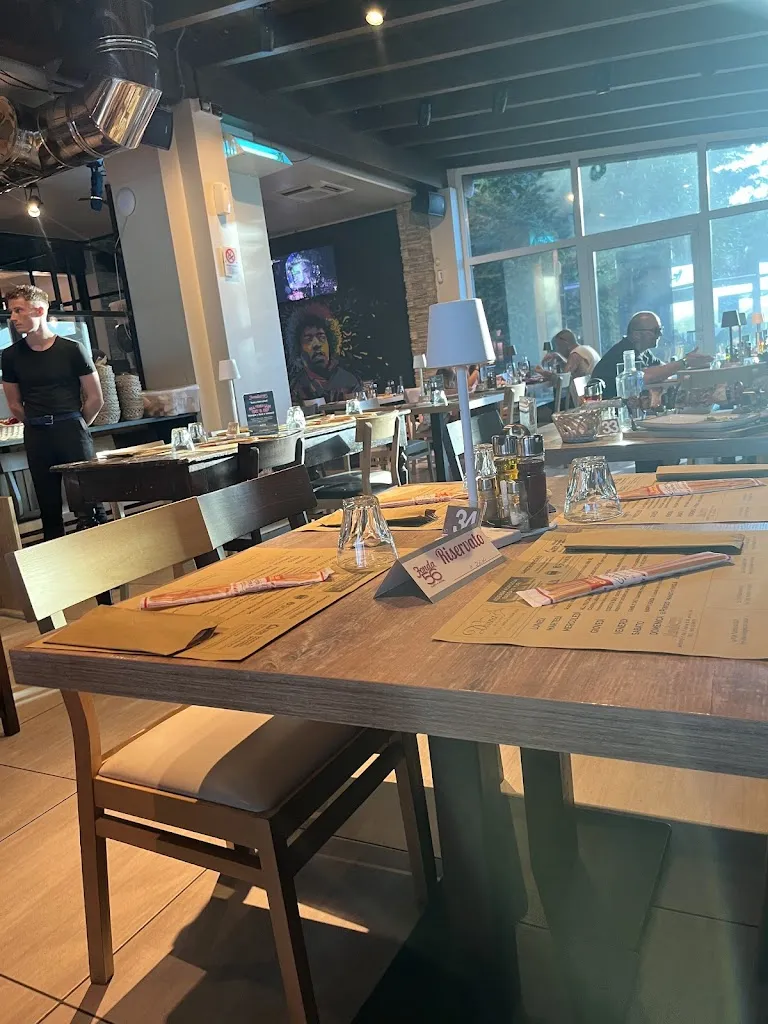 Fonda 56_Cologno al Serio_slider_image_3