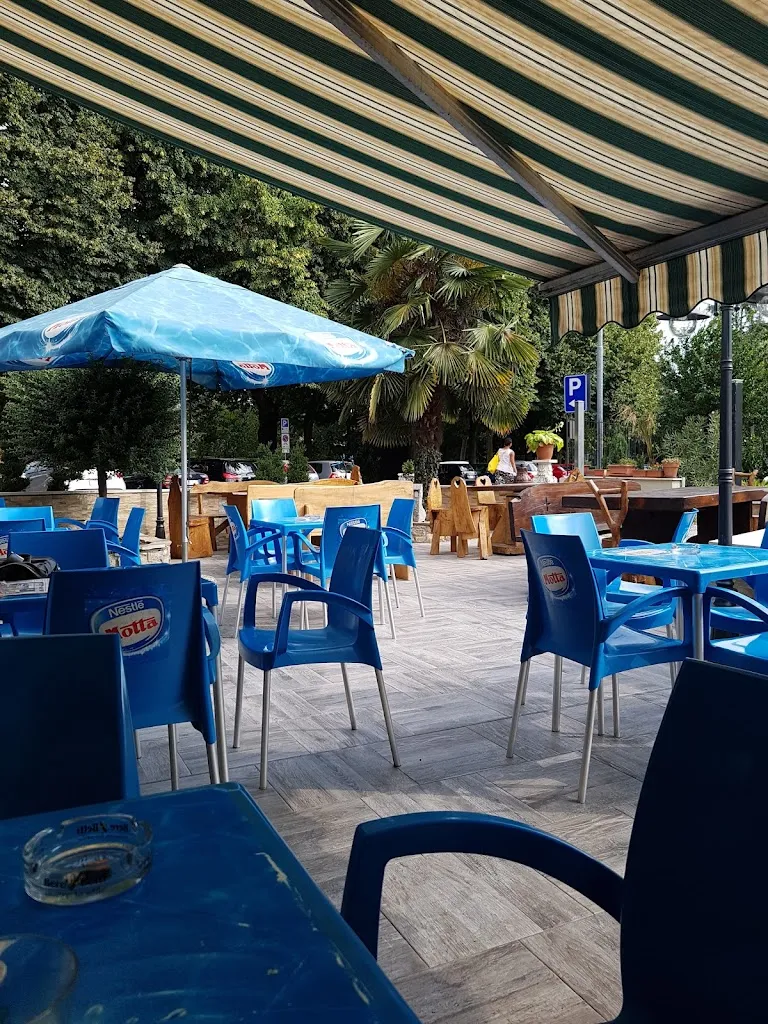 Bar Big Bang restaurant in Cologno al Serio