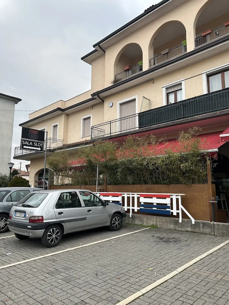 Bar Street 66_Cologno al Serio_slider_image_3