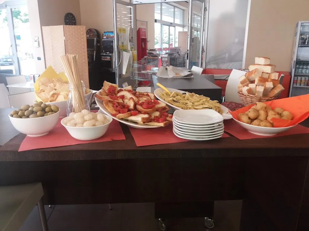 Hope Bar di Zeudi Fratelli_Cologno al Serio_slider_image_2