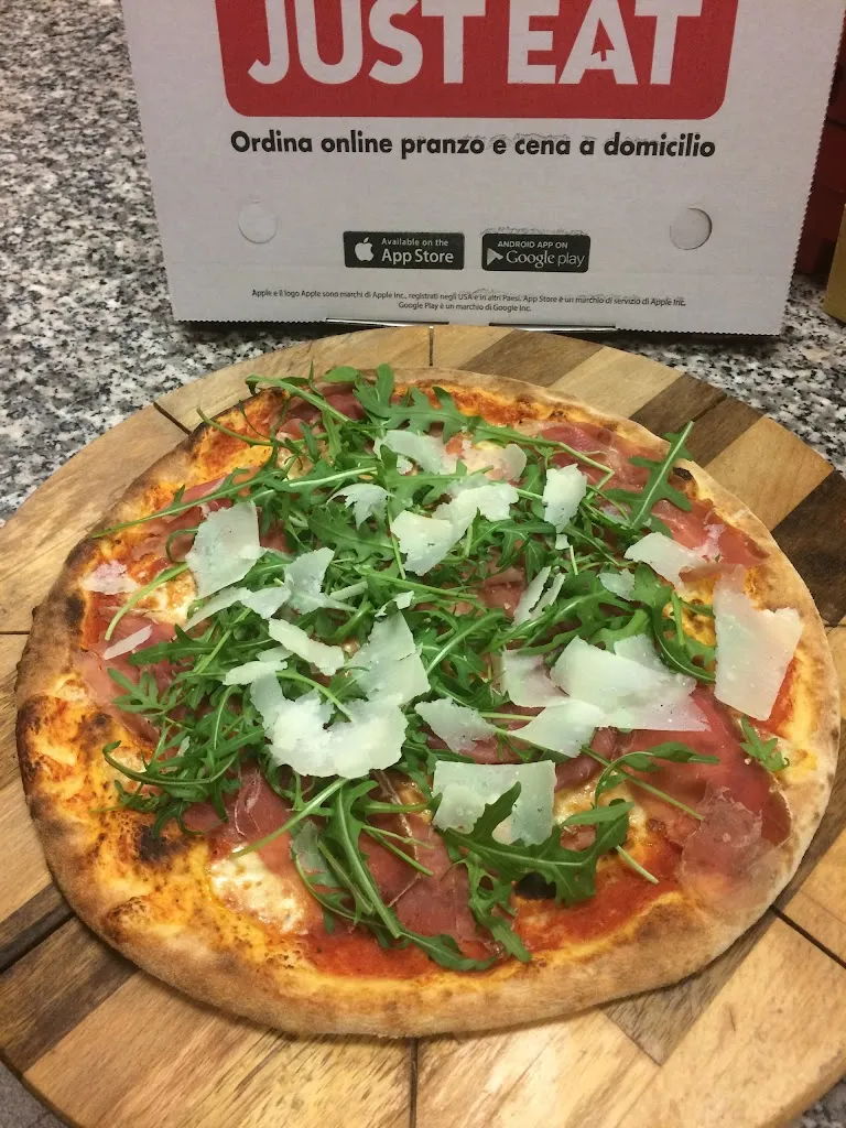 Pizza In Piazza_Comun Nuovo_slider_image_2