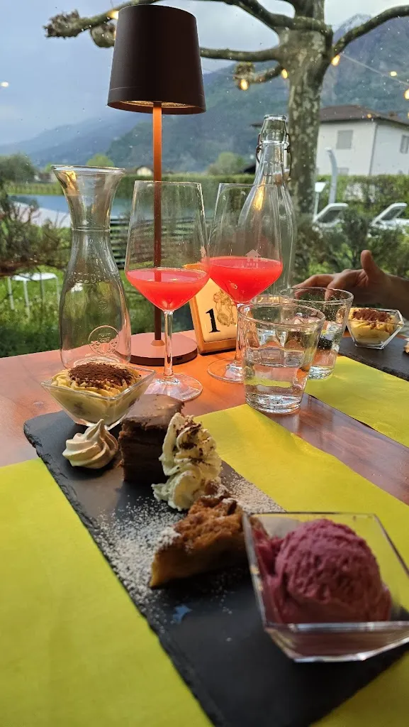 Ristorante @ Agriturismo Cà del Lago_Consiglio di Rumo_slider_image_2