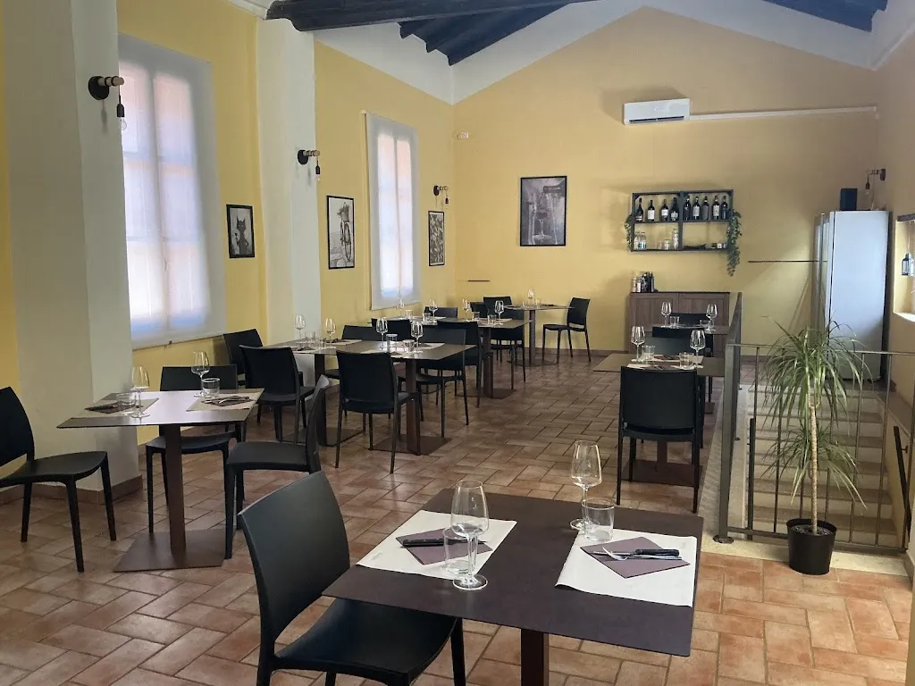 Osteria Borgo Ventidue restaurant in Commessaggio