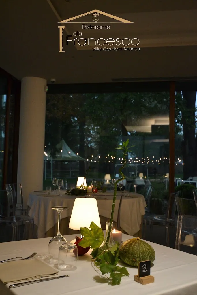 VILLA CANTONI MARCA restaurant in Commessaggio