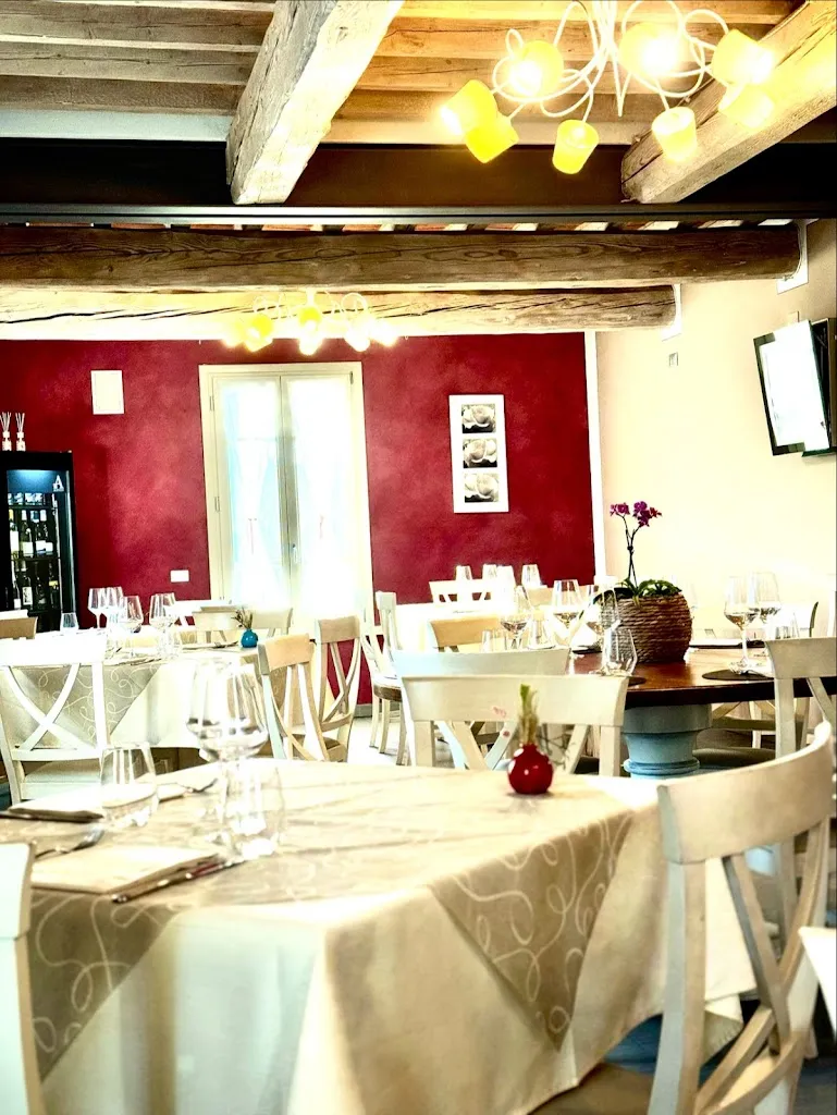 Osteria da Nadia restaurant in Commessaggio