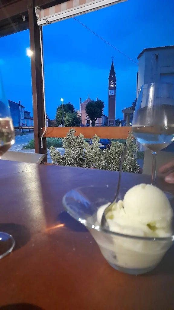 Paolina B_Trattoria Gli Scalini _Commessaggio_review