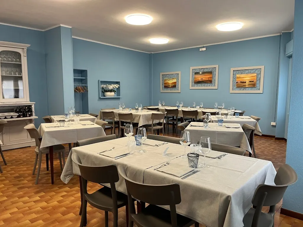 Trattoria Gli Scalini  restaurant in Commessaggio