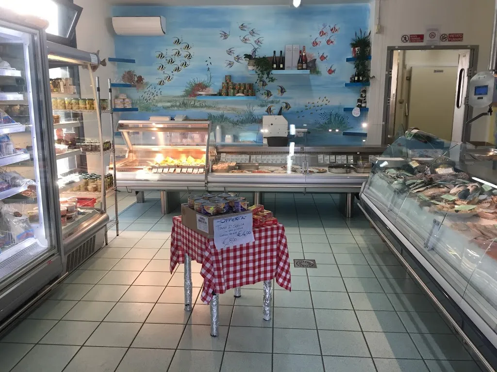 La Nuova Aragosta Snc_Commessaggio_slider_image_3