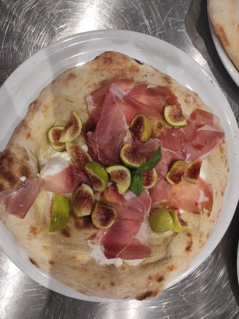 Sara Cardinale_Bar - Pizzeria Alà Baleta_Corna Imagna_review