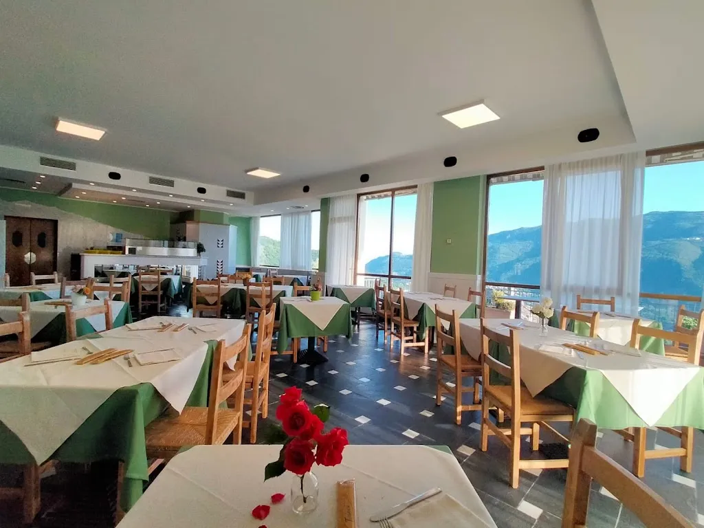 Bar - Pizzeria Alà Baleta restaurant in Corna Imagna