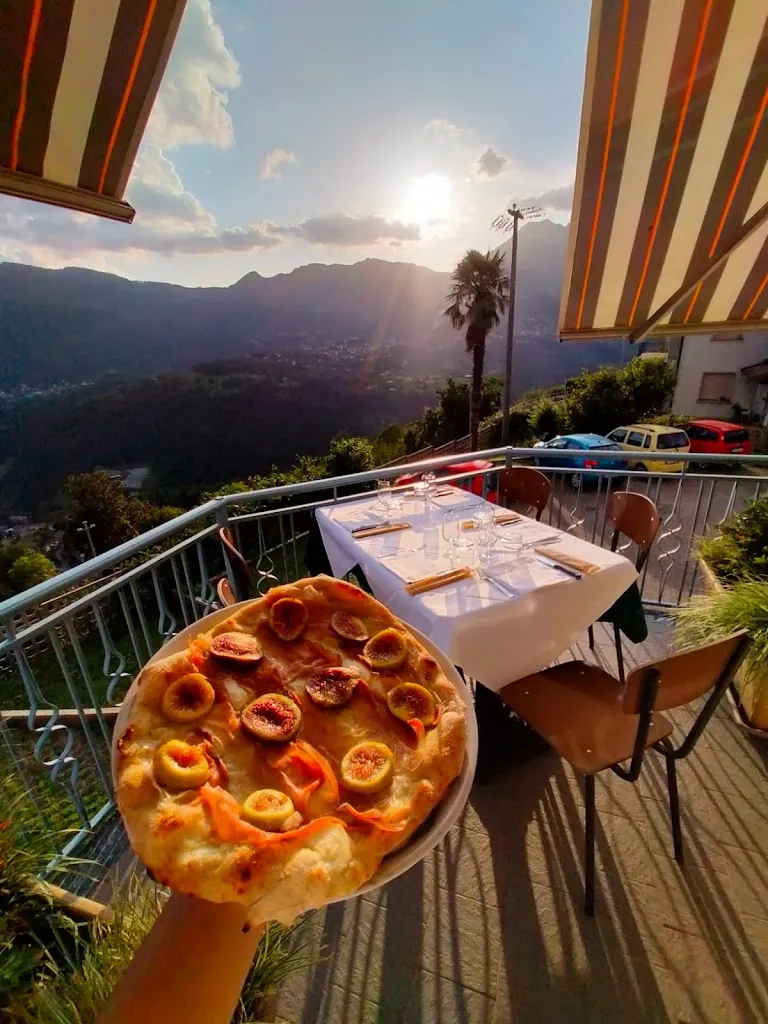 Bar - Pizzeria Alà Baleta_Corna Imagna_slider_image_2