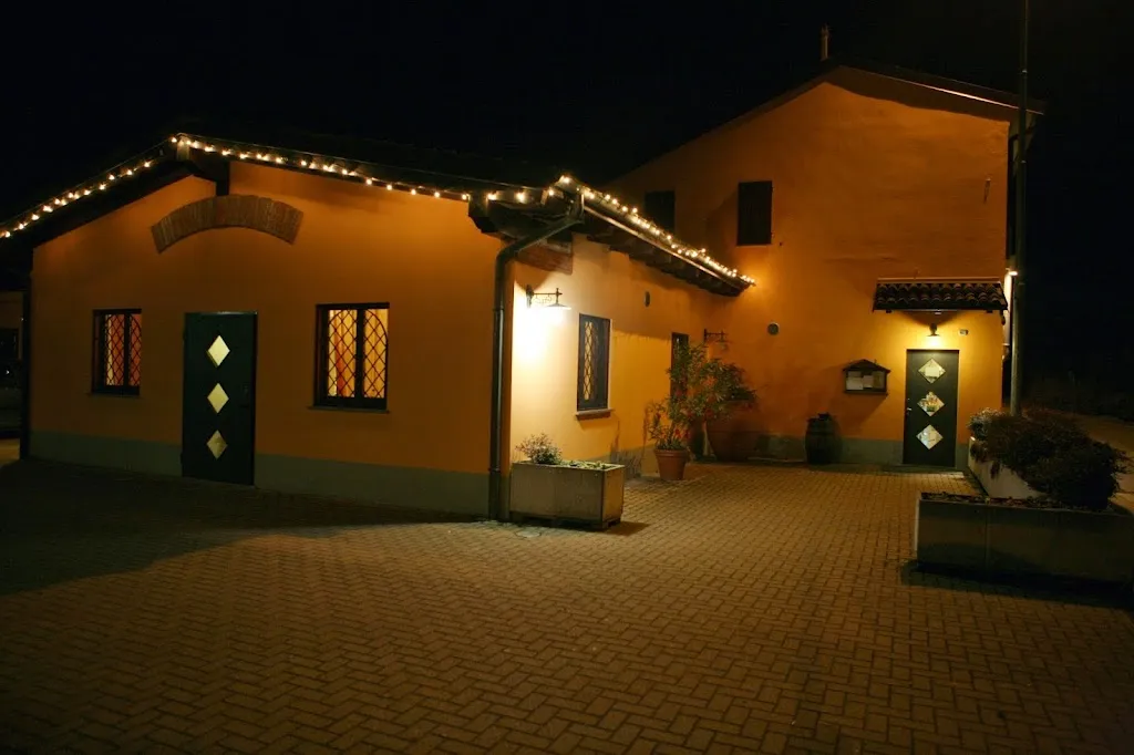 Agriturismo il Barcaiolo restaurant in Corno Giovine